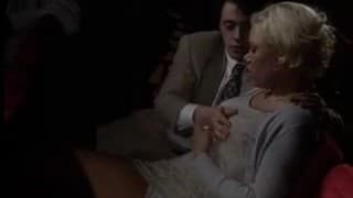 Une partouze inoubliable dans un cinéma !