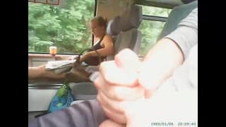 compilation d'un mec se masturbant de partout