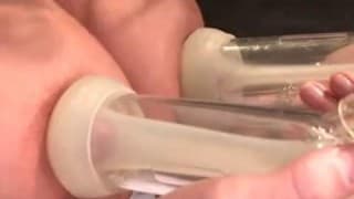 Les fuckings machines elle adore ça