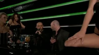 Une baise de groupe très sympa Une baise de groupe très sympa