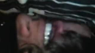 Une amatrice bien baisée par son mec !