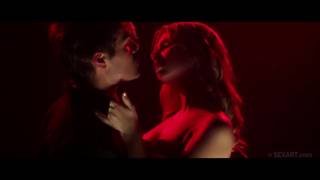 Molly Bennet aime qu'on la regarde Molly Bennet aime qu'on la regarde