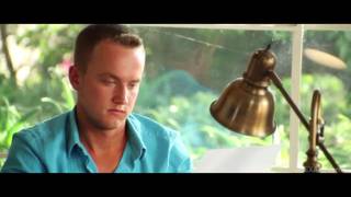 Dillon Harper prend beaucoup de plaisir dans un porno érotique Dillon Harper prend beaucoup de plaisir dans un porno érotique