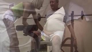 Martine a un trouvé un vieux à la salle de sport ! Fellation, Vieux et Jeunette, Teen Porn, Cunnilingus