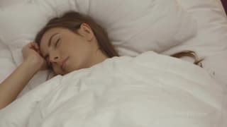 Josephine une jeune pour quelques caresses Josephine une jeune pour quelques caresses