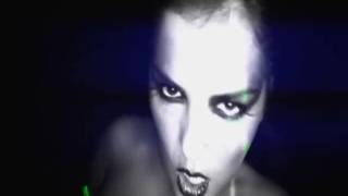 Jasmine Black est là pour un show sublime