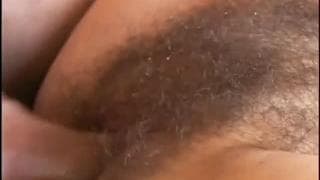 April Ashley est une femme mature très poilue April Ashley est une femme mature très poilue