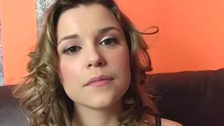 Deux actrices porno partagent un pénis Deux actrices porno partagent un pénis