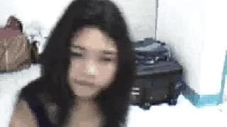 Teen bien sexy pour des caresses sublimes ! Teen bien sexy pour des caresses sublimes !