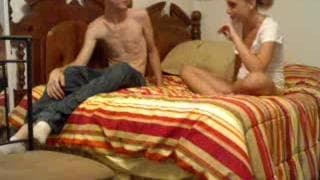 Baise de dingue pour un jeune couple Baise de dingue pour un jeune couple