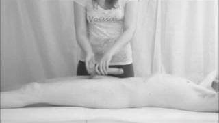 Une jolie branlette que cet homme adore Une jolie branlette que cet homme adore