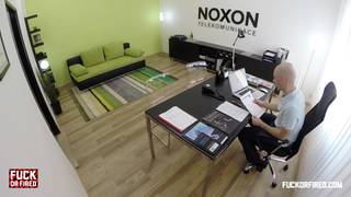 Elle veut vraiment avoir ce job  Elle veut vraiment avoir ce job