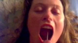 Elle aime bien le sexe de son partenaire Elle aime bien le sexe de son partenaire