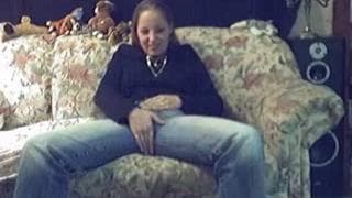 Teen bandante pour des caresses devant la cam Teen bandante pour des caresses devant la cam