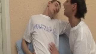 Scène Felched à ne pas louper avec des twinks Scène Felched à ne pas louper avec des twinks