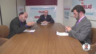 Deux salopes baisées pendant un débat politique Deux salopes baisées pendant un débat politique