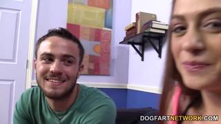 Sauté par trois black devant son petit copain Sauté par trois black devant son petit copain