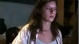 Un peu d'exhibe devant sa webcam Un peu d'exhibe devant sa webcam