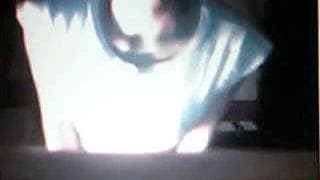 Jeune coquine asiatique réalise un show !