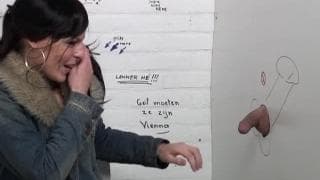 Chyla dans une station essence Chyla dans une station essence