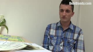 Il suce en profondeur son homme