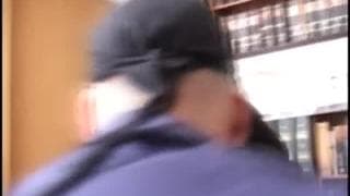 Une brune avec des énormes nichons et son mec Une brune avec des énormes nichons et son mec