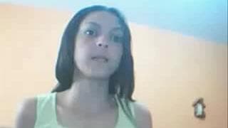 Jeune femme bandante qui se doigte ! Jeune femme bandante qui se doigte !