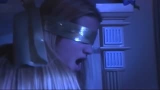 Jessica Drake se fait baiser les yeux bandés Jessica Drake se fait baiser les yeux bandés