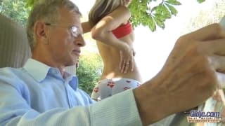 Gina Gerson se fait bouffer la chatte Gina Gerson se fait bouffer la chatte