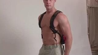 Nick et son énorme pénis, c'est trop bon