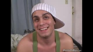 Un métisse avec le cul de son pote