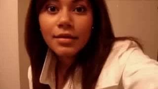 Danse très sexy avec une rousse bandante !