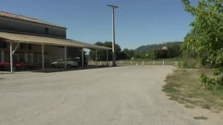 Elle aime être baisée par une bite puissante