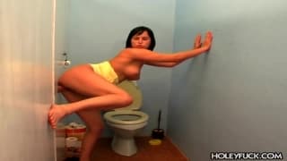 Gloryhole pour la jolie Renata qui adore ça ! Gloryhole pour la jolie Renata qui adore ça !