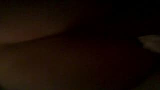 Elle aime s'empaler sur cette grosse queue