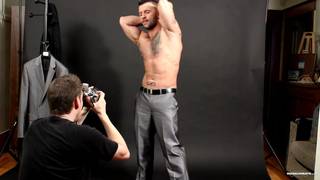 Le beau Manuel Deboxer sucer par le photographe