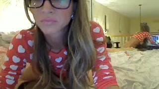 Toide show webcam avec une blondasse ! Toide show webcam avec une blondasse !