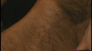 Le poignet dans le cul, pourquoi pas !