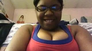 Black bien en chair pour un show webcam Black bien en chair pour un show webcam