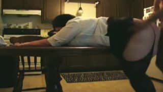 Gros bien généreux à venir prendre pour ce mec