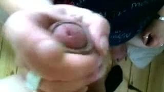 Branlette sympa à admirer avec ce couple Branlette sympa à admirer avec ce couple