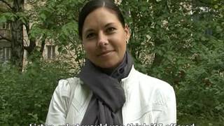 Elle se fait niquée dans les couloirs ! Elle se fait niquée dans les couloirs !
