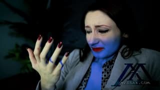 Violet Monroe qui se masturbe Ă  fond ! Violet Monroe qui se masturbe Ă  fond !