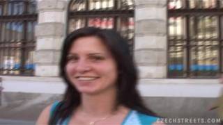 Une partie de jambes en l'air dans une voiture Jeune 18-21ans, Fellation, Brune, Petits Seins, Webcam Sexe, Exhibition, Teen Porn, Dogging