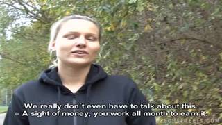 Il aborde une femme faisant son jogging Blonde, Mature, Gros Seins, Fellation, Brune, Dogging, Gros Cul, Doggystyle