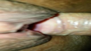 Petite black expérience vidéo avec pénétration