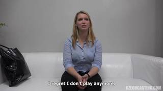 Casting porno pour belle blonde ronde Casting porno pour belle blonde ronde