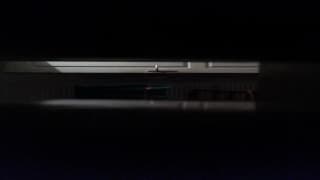 Caméra cachée femme poilue salle de bain 