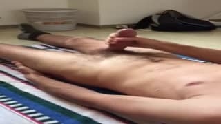 Aujourd'hui, il va s'offrir une jolie branlette Amateurs, Branlette