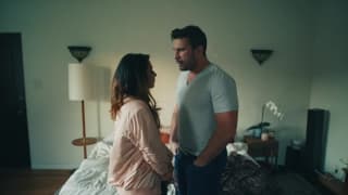 Manu Ferrara prêt à poutrer la jolie Eva Lovia Manu Ferrara prêt à poutrer la jolie Eva Lovia